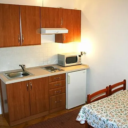 Marko Apartment *